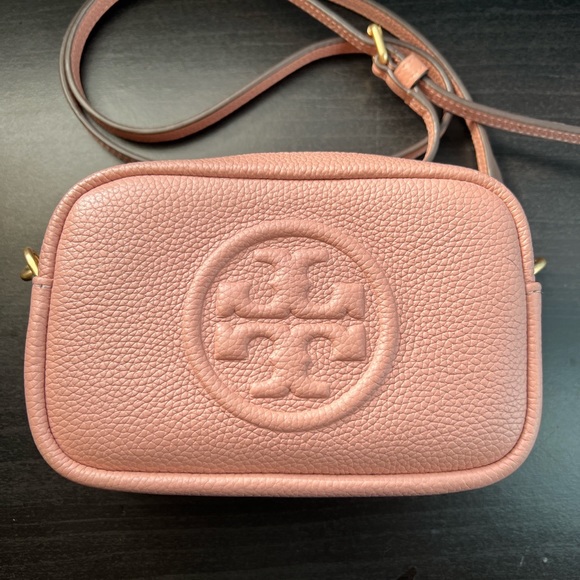 Used pink Perry Bombé mini bag, crossbody bag. In great condition. - Picture 3 of 5